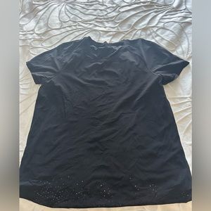 LULULEMON - BLACK FLARED/OPEN BACKED SHIRT